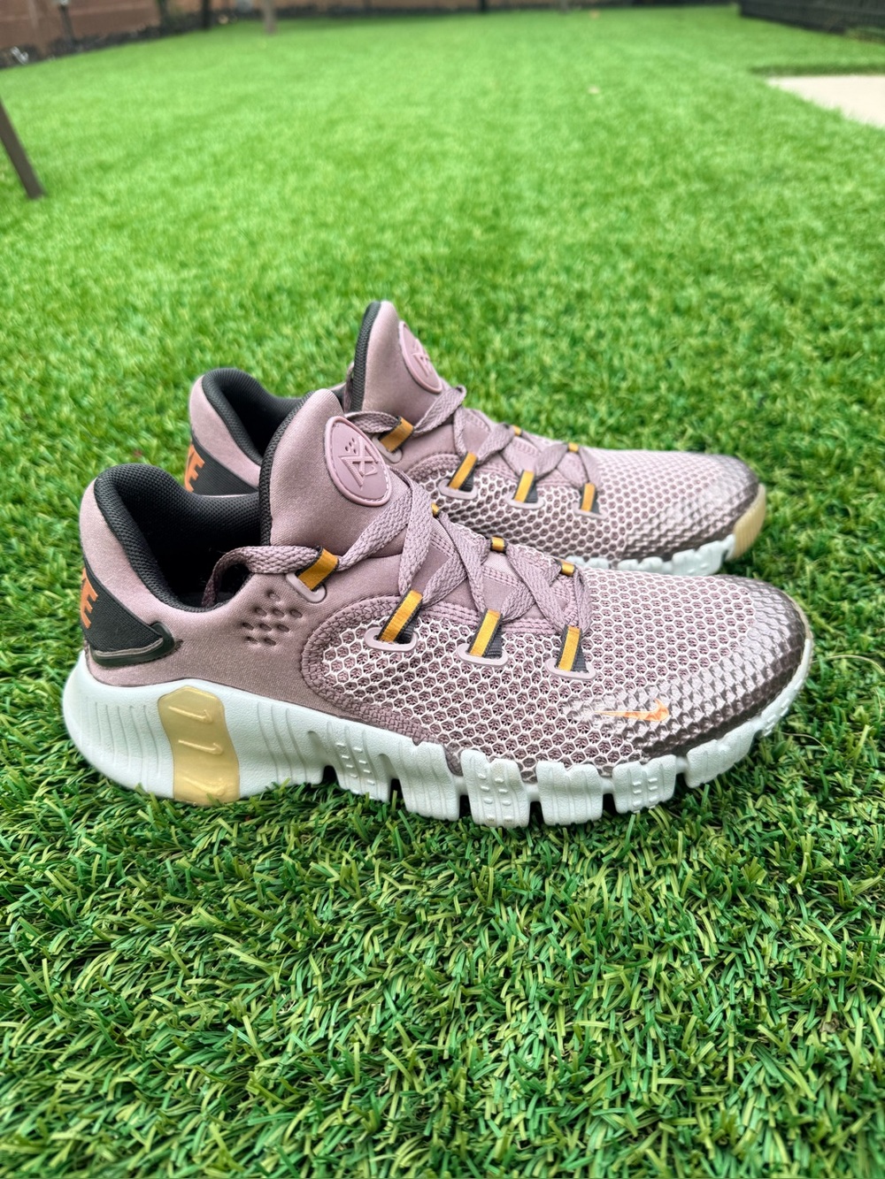 Nike Free Metcon 4 Premium size 8 metallic purple